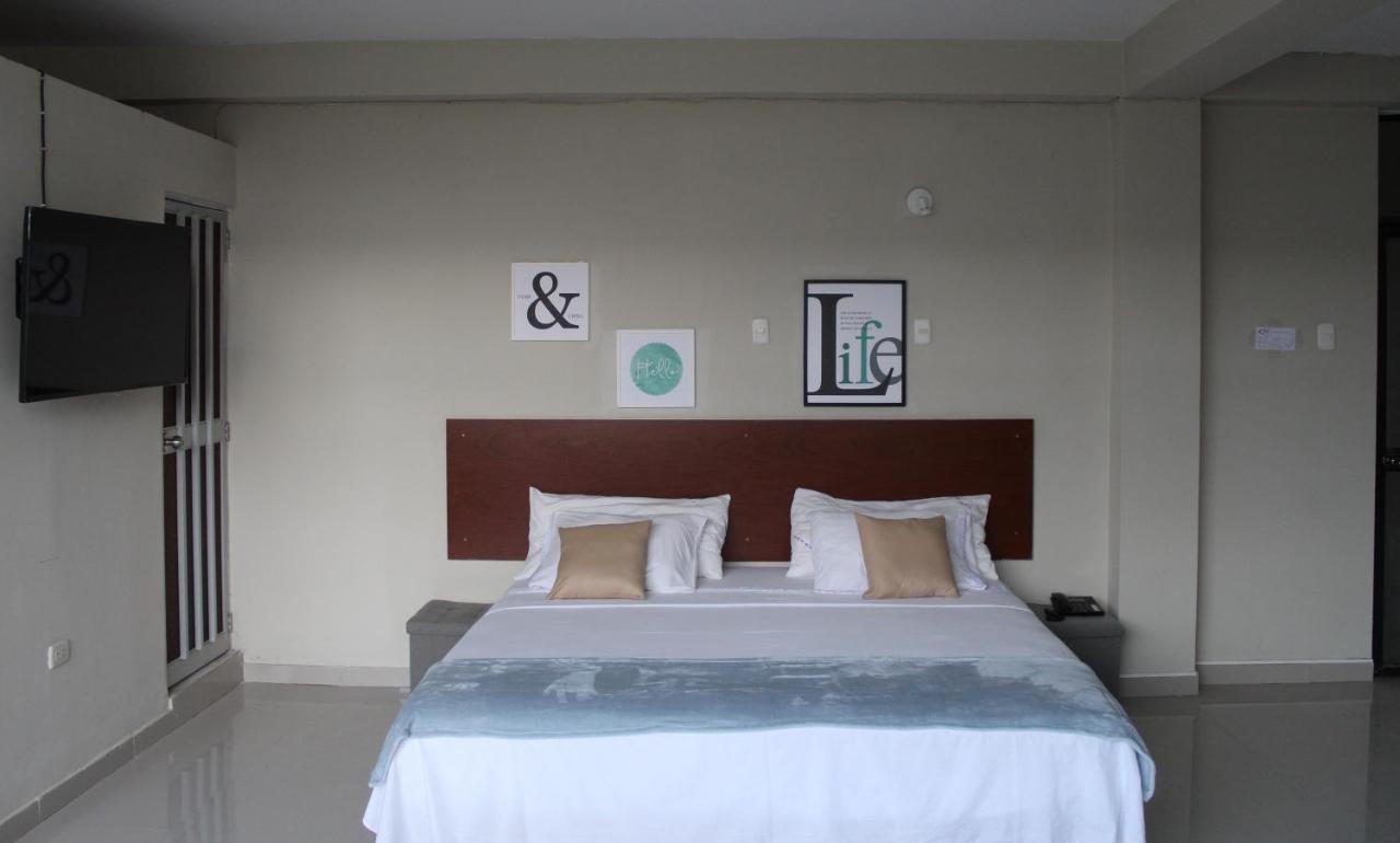 פוקאלפה La Suite De Petita'S Inn מראה חיצוני תמונה